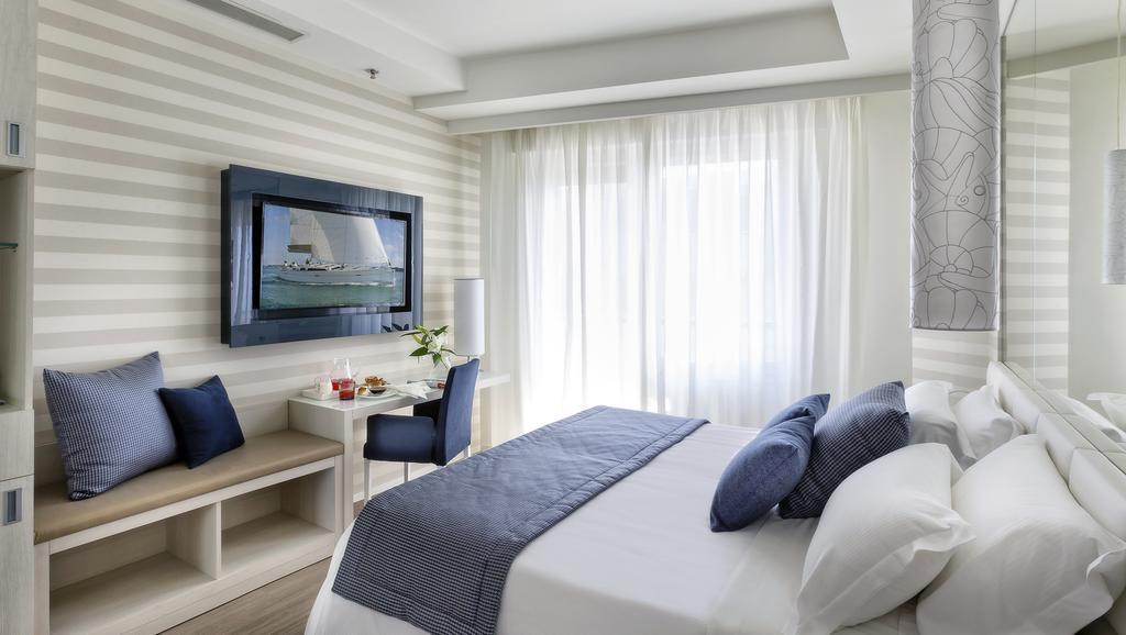 Hotel Nautico Riccione Exterior photo