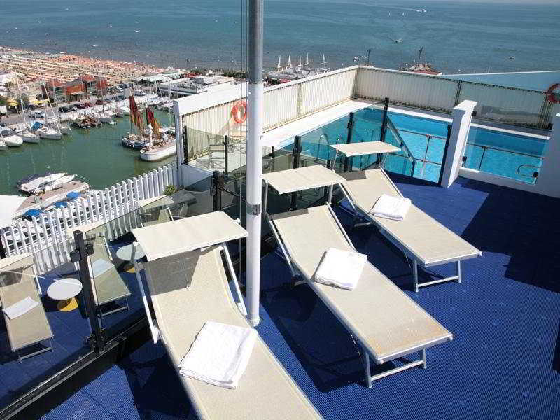 Hotel Nautico Riccione Exterior photo